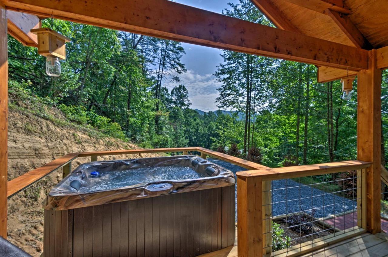 Bryson City Studio With Hot Tub - Near Nantahala! Exterior photo